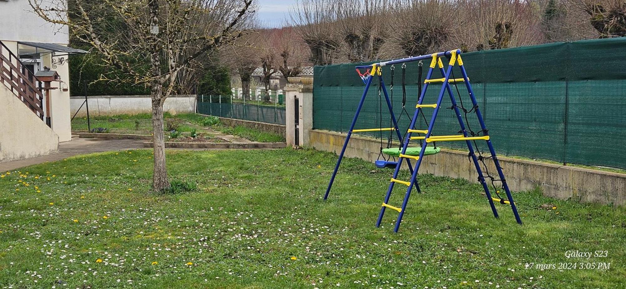 Pavillon Avec Jardin Clos Au Bord De L'Yonne Coulanges-sur-Yonne Dış mekan fotoğraf